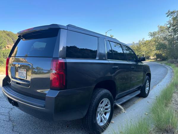Chevrolet Tahoe 4x4 - 2015 - Título limpio - 129K - $13,900 (Canoga Park)63470894637827121