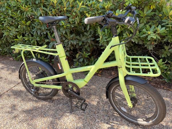 Co-op Cycles Generation e1.2 Electric Bike – Excellent Condition 1