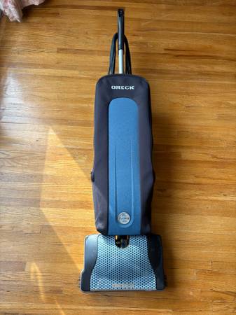 USED Oreck XL Platinum Type 6 Vacuum Cleaner U7000 ECB4 1