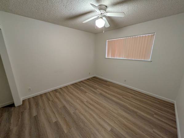 2 bed 2 bath with private yard 1