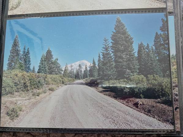 $200,000 TRES LOTES DE 2.5 - 2.8 ACRES todos adyacentes (BOSQUE MT SHASTA/MCCLOUD)63678201287171124