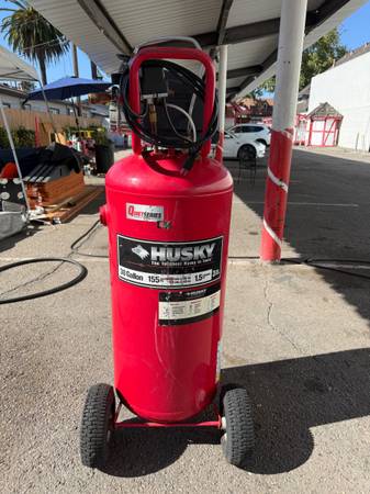 Husky air compressor 1