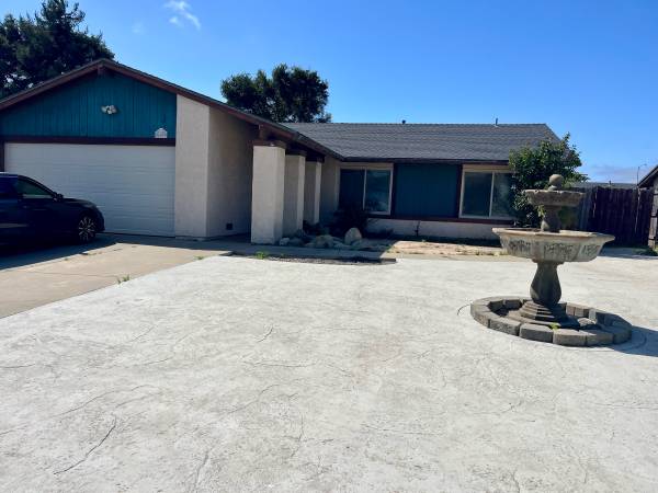 $3,500 / 4br - 1464ft2 - 4 Bedroom 2 Bath Quiet Neighborhood (Lompoc)63695970836993122