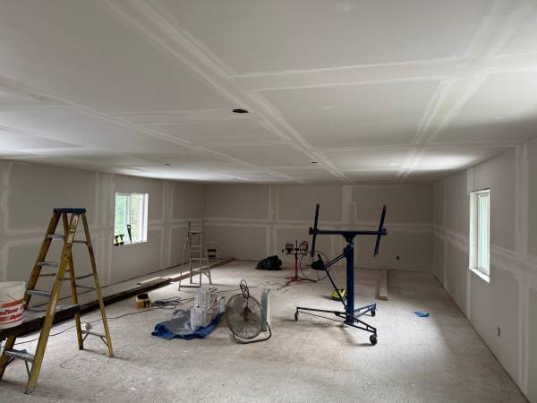 Skilled Finish Carpenter- drywall and paint 1