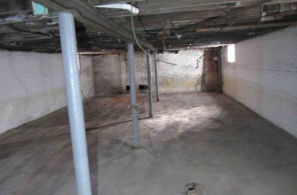 Detroit Michigan brick home for sale 1