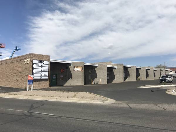 WAREHOUSE Spaces Along Interstate 25 1