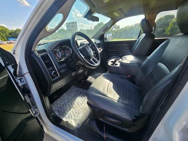2014 RAM 1500 5.7L - Photo 6