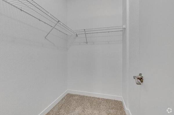 $1,450 / 2br - 1068ft2 - Granite Countertops, 24-hour Fitness Center, Fully Equipped Kitchens (Phoenix, Arizona)64024826246785122