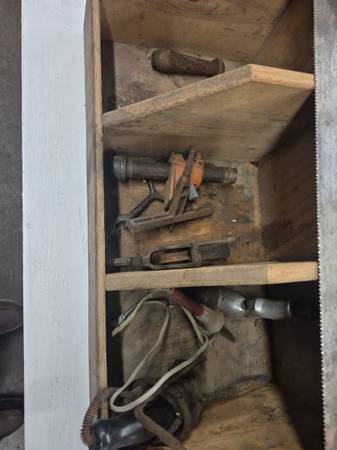 Old tools 1
