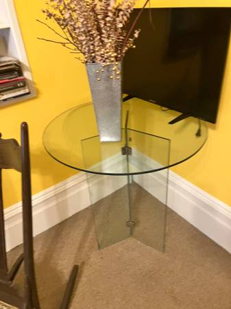 All glass table 1