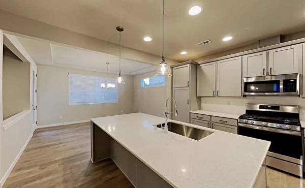 $2,300 / 4br - 2202ft2 - Beautiful Single Family Residence For Lease (Marysville)64031135699329124