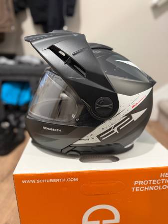 Schuberth E2 Size Small Helmet Used Once 1