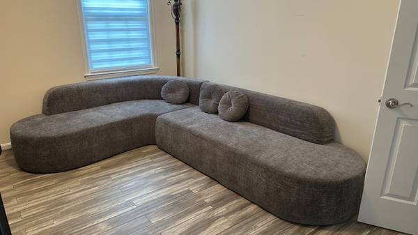 New playpen sofa 1