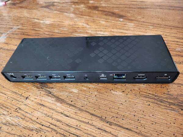 COMPUTER: Docking Station (4) 1