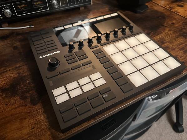 Native Instruments Maschine MKIII 1