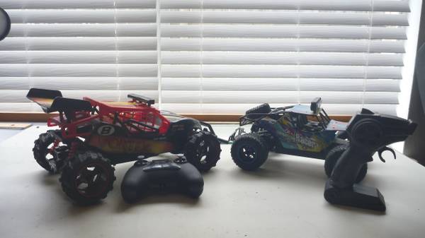 Two RC Racer vehicles 1