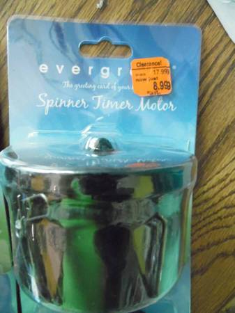 "TIMERS"That Periodically Spin Wind Ornaments--New in Box-Half Price-- 1