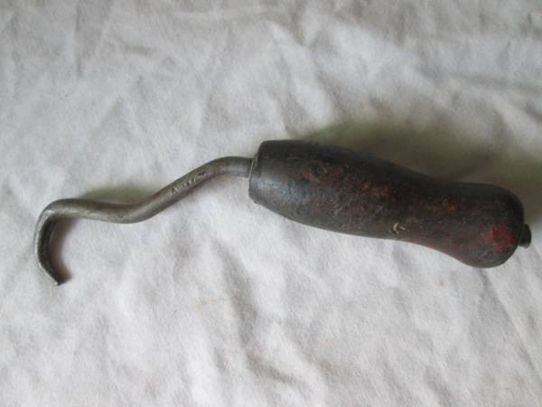 Vintage Bundling Tool 1