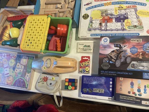 Yard sale photo