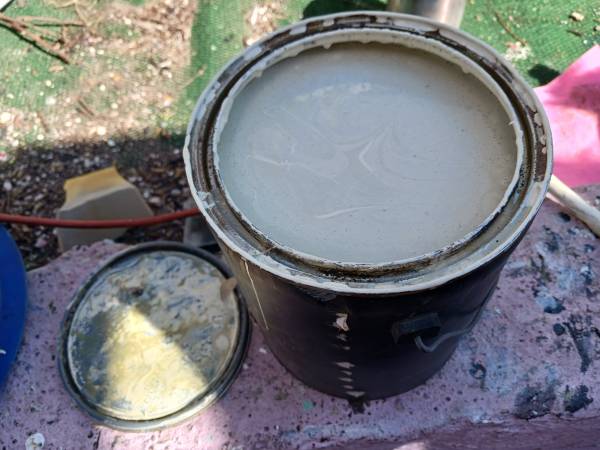 PAINT Gallon Can Gray 1