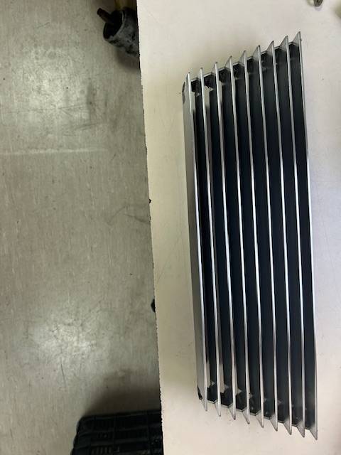 Front grill De Tomaso Deauville