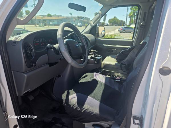 2006 Ford E250 Work Van - Photo 7