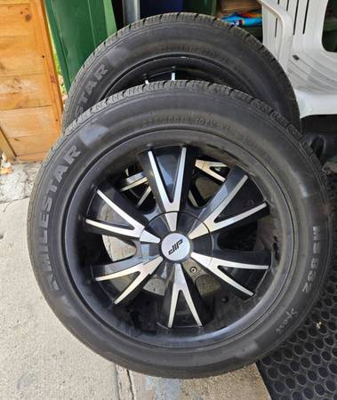 18" rims with excellent tire 1