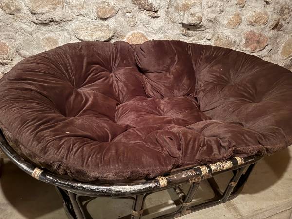 Papasan Double love seat/ sofa/Chair 1