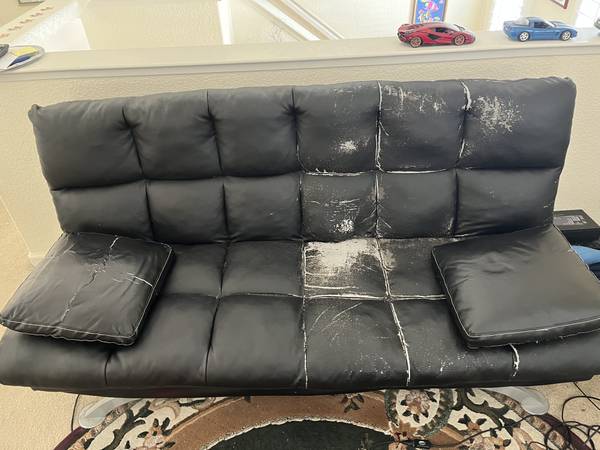 Foldable couch 1
