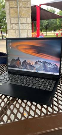 computer for school/work/personal use Lenovo V15 G4 1