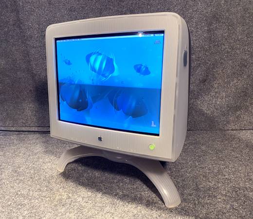 Apple 17” Studio Display (Graphite) CRT Tested and working! 1