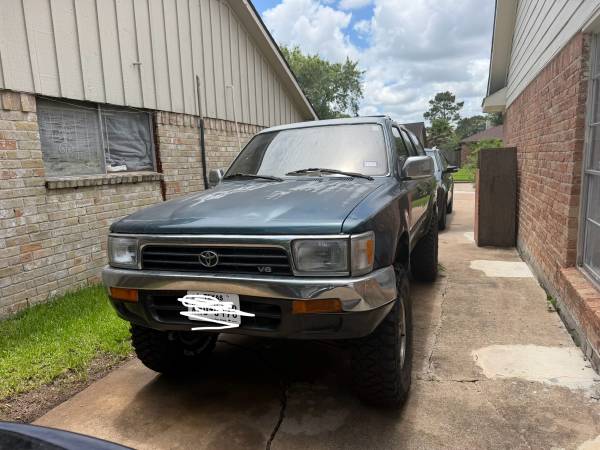 1995 4X4 4RUNNER AUTOMATIC 1