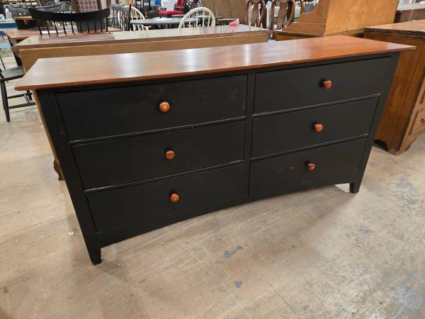 Habitat for Humanity Restore – Kincaid Black & Natural 2-Tone Dresser 1