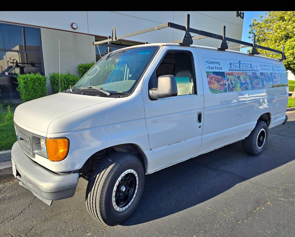 2005 Ford E350 6.0 Diesel Cargo Van (Extended) – Roof Rack + Hitch