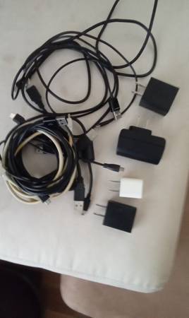 Cell phone charger 1