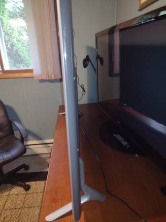 t.v 1