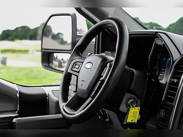 2019 Ford F-250 XLT 4WD - Photo 14