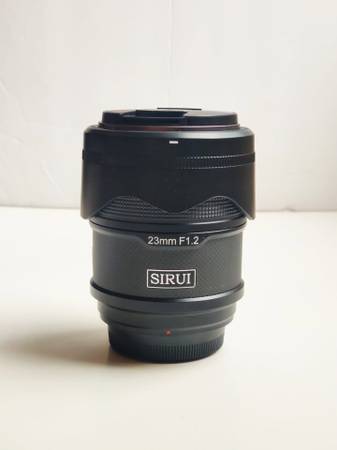 SIRUI SNIPER 23mm F1.2 Autofocus Lens - Fuji X-Mount - photo/video