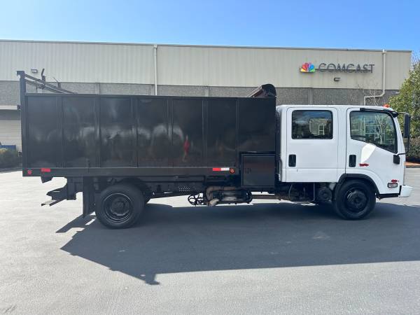 2011 Isuzu NQR - Photo 12