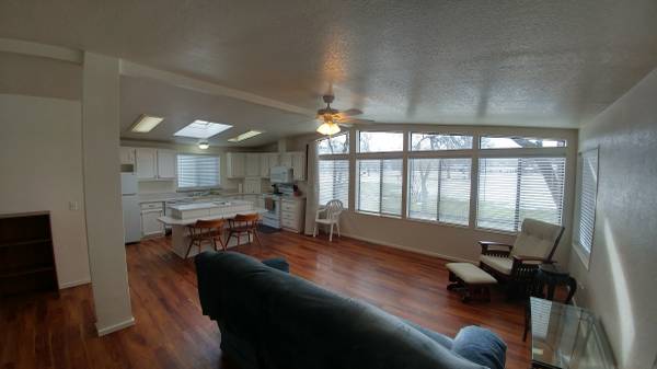 One room Avail NOW - Private Bathroom - Single Occupancy 1