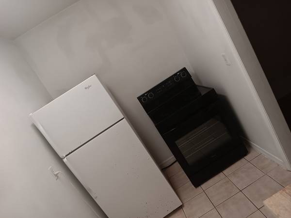 One eficiency apartment 1