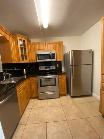 $2,000 / 1br - 700ft2 - Fully furnished and updated 1/1 for rent with everything. (North Miami Beach)64002013199235120