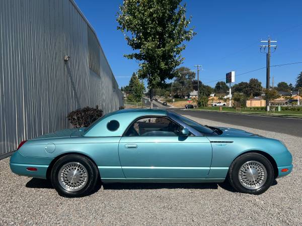 2002 ford thunderbird 1