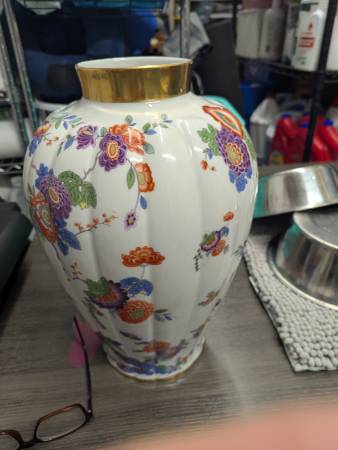 Vase: Bavaria Porcelain 1