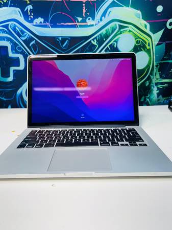 MacBook Pro 13” (2015) – i7 / 16GB RAM / 1TB SSD - computers