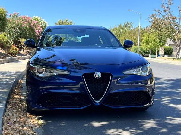2017 Alfa Romeo Giulia Ti Sport Q4 AWD Clean Title - $13,900 (concord / pleasant hill / martinez)63470789720961120