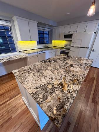 $2,974 / 2br - 924ft2 - * 1 Mes GRATIS * Residencias Históricas Downing Cherry Creek Wash Park (* Cherry Creek / Washington Park / Downtown *)63844742823939121