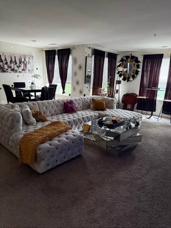 $750 / 1br - Room For Rent In Greater Landover Area (Short Term Lease Offered)63896392367618120
