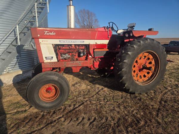 IH 1066 1