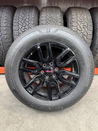 2026 GMC Sierra Elevation 1500 OE Black 20 inch Wheels & HT Tires 1